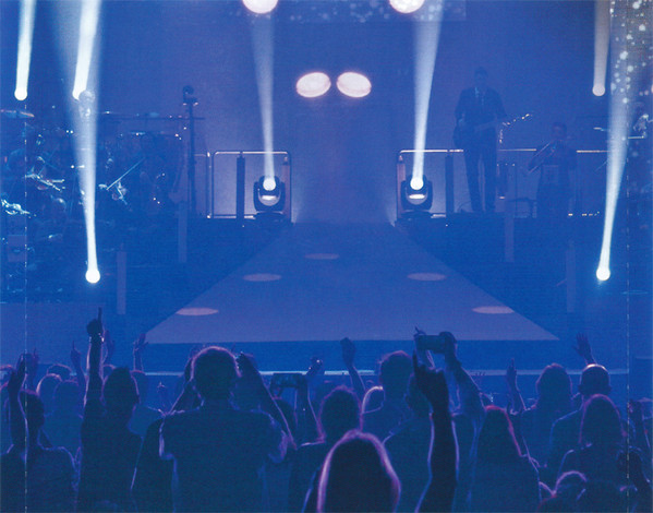 Celine Dion  The Best So Far... 2018 Tour Edition : Back + Inlay